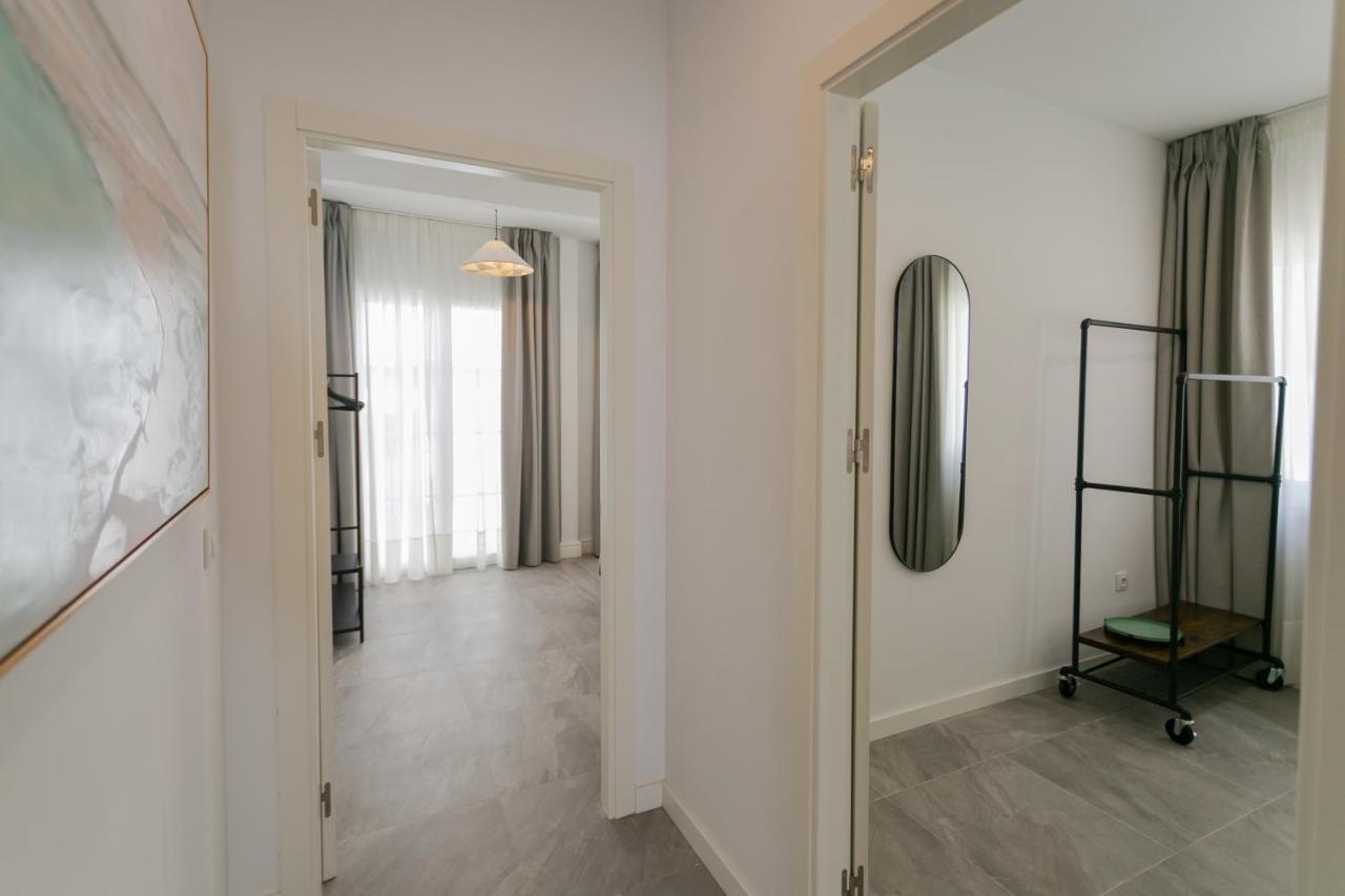 Lujoso Apartamento Con Piscina Compartida 3 Sevilla Eksteriør billede