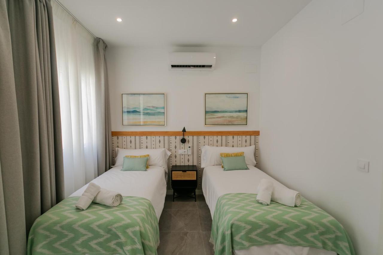 Lujoso Apartamento Con Piscina Compartida 3 Sevilla Eksteriør billede